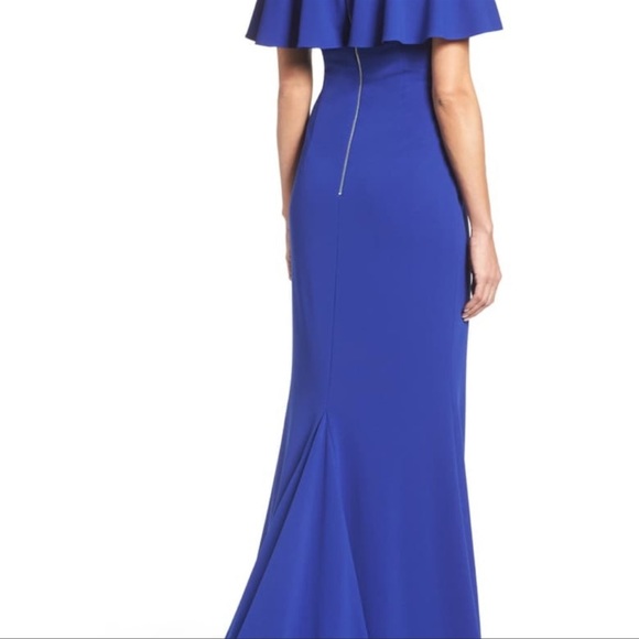 Adrianna Papell off the shoulder gown - Picture 10 of 12